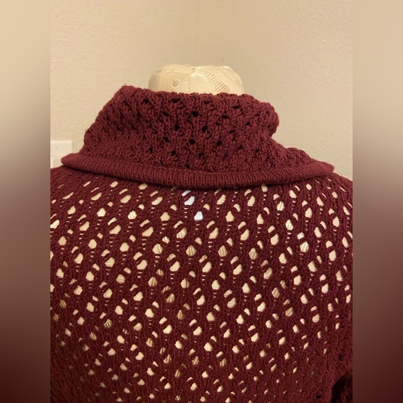Lane Bryant Burgundy Size 14/16 Crochet Knit Button Down sweater Belted - Picture 7 of 9
